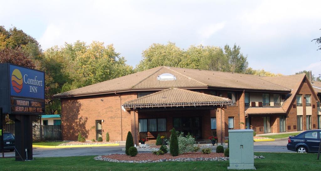 Comfort Inn East Scarborough Toronto Exterior photo