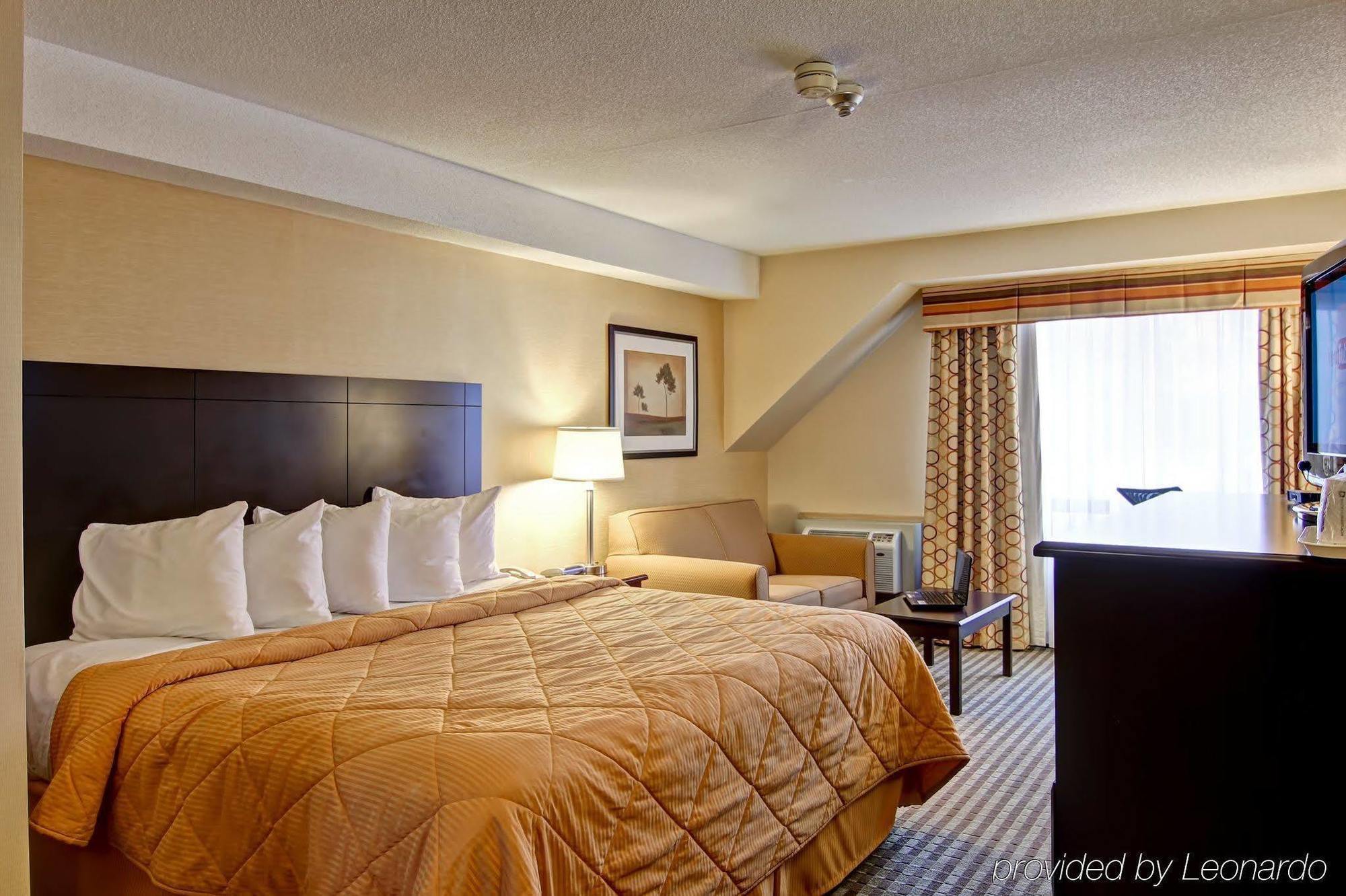 Comfort Inn East Scarborough Toronto Exterior photo